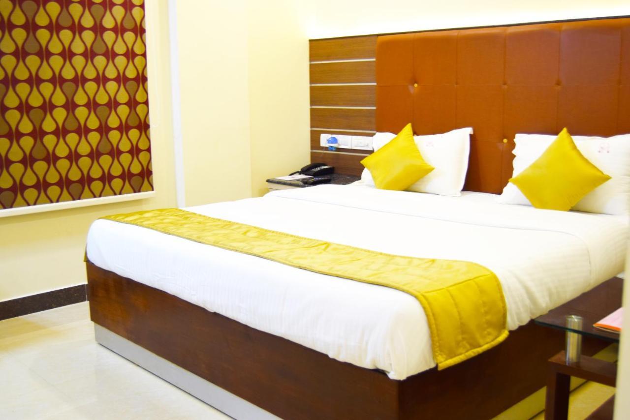 Thiviyam Airport Hotel Chennai Exterior foto